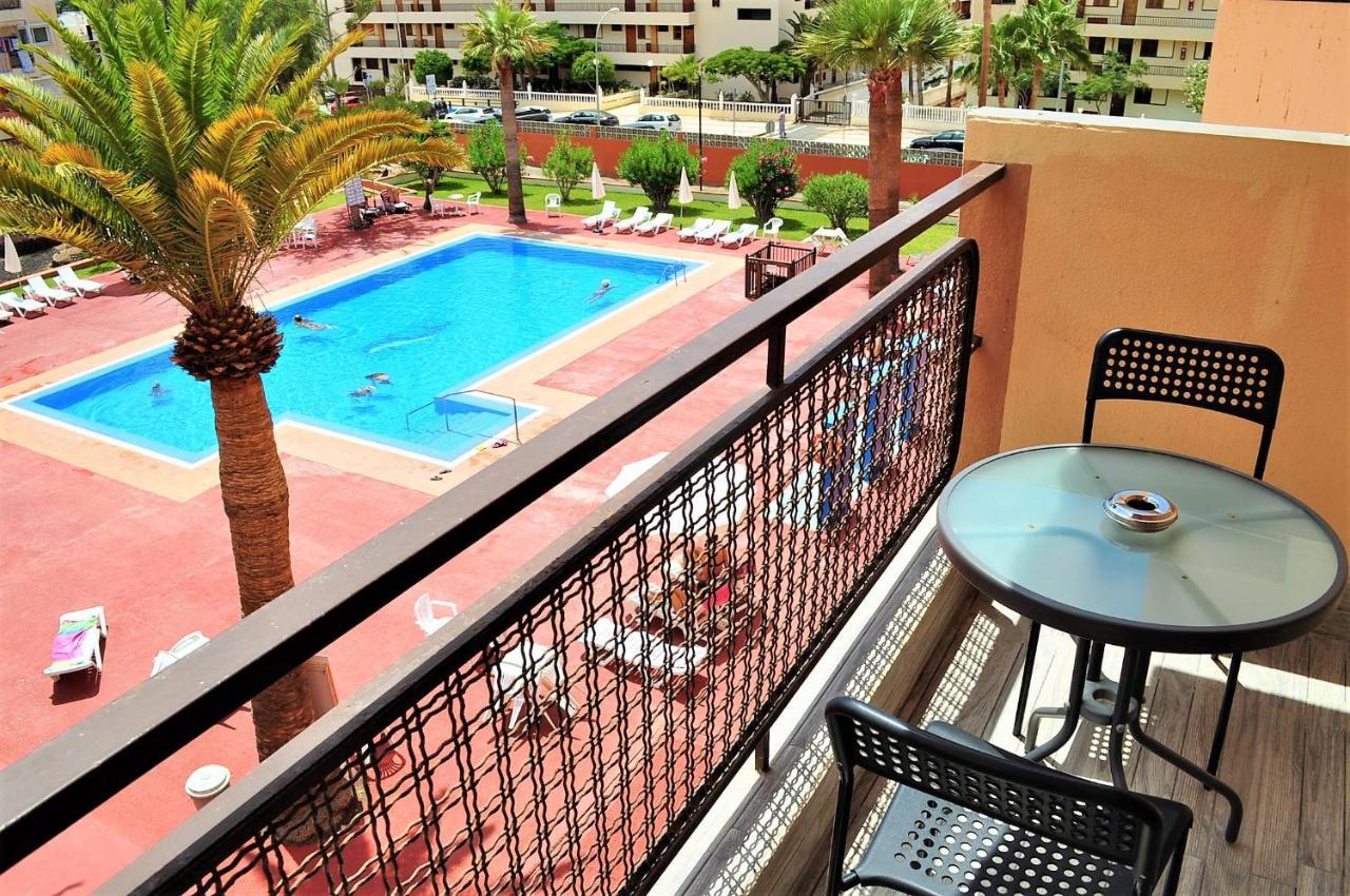 Cris Sol Apartments Лос Кристианос Экстерьер фото