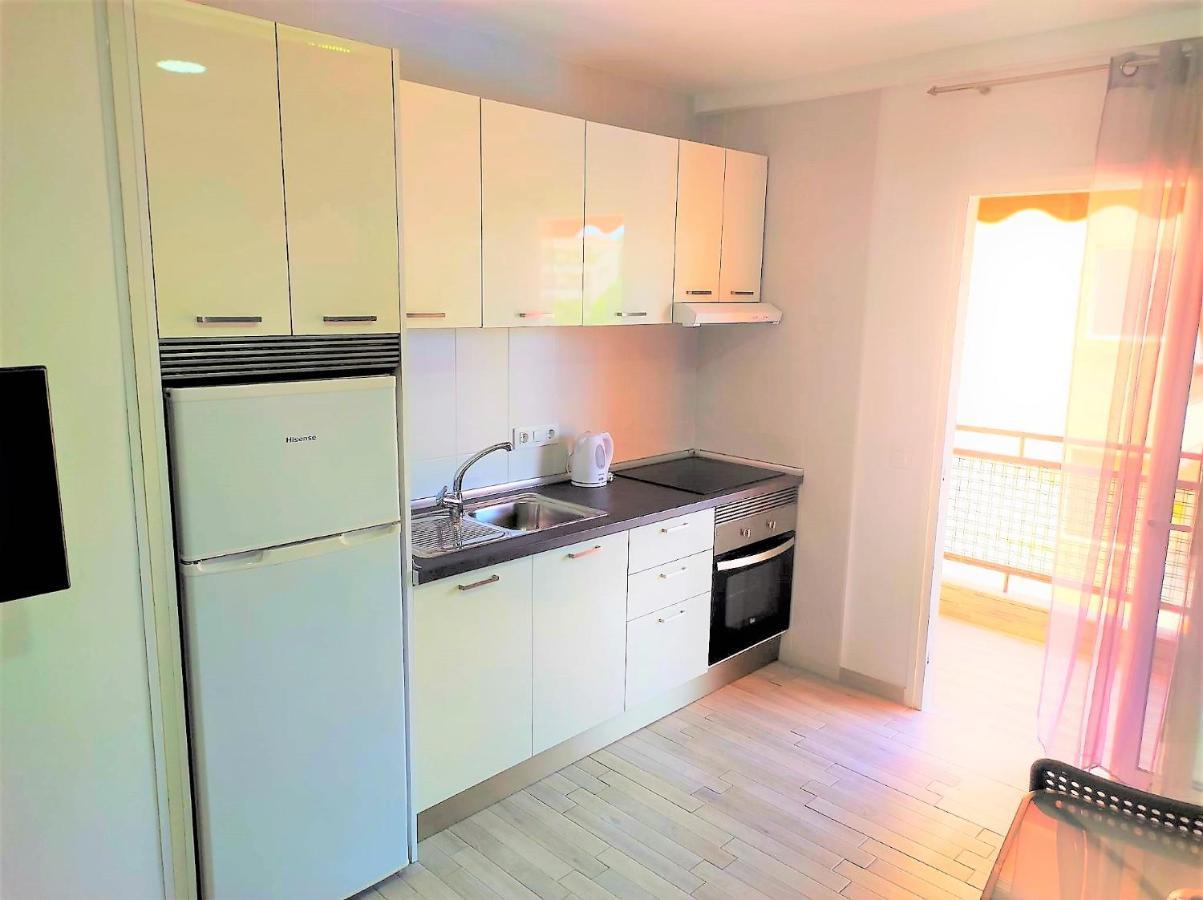 Cris Sol Apartments Лос Кристианос Экстерьер фото